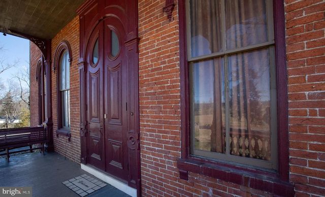10463 JONESTOWN RD, Annville, PA 17003