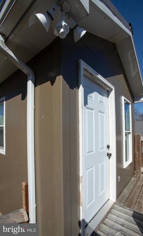 10463 JONESTOWN RD, Annville, PA 17003