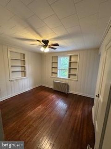 10463 JONESTOWN RD, Annville, PA 17003