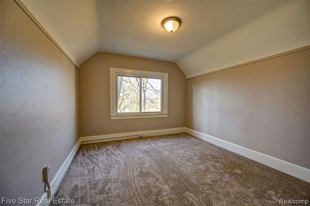 172 Nelson Street, Pontiac, MI 48342