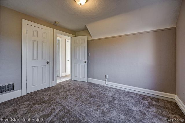 172 Nelson Street, Pontiac, MI 48342