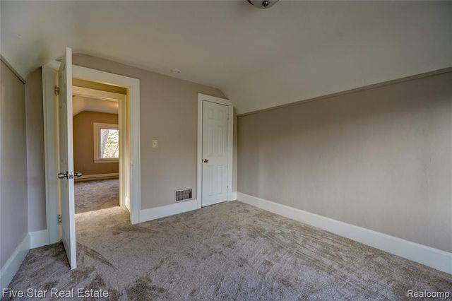 172 Nelson Street, Pontiac, MI 48342