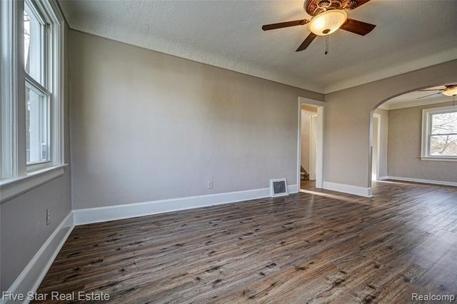 172 Nelson Street, Pontiac, MI 48342