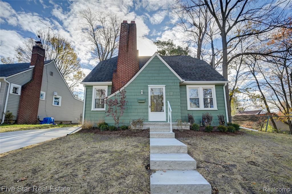 172 Nelson Street, Pontiac, MI 48342