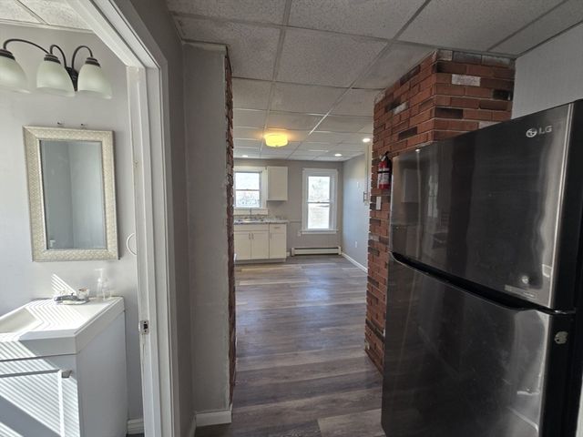 618 Mill St, Worcester, MA 01602