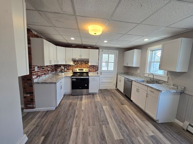 618 Mill St, Worcester, MA 01602