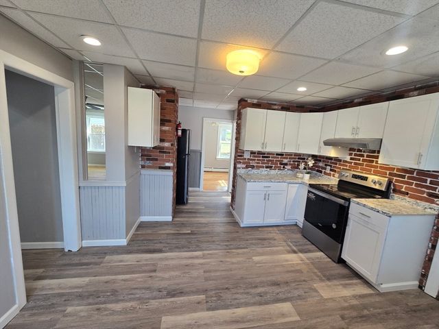 618 Mill St, Worcester, MA 01602