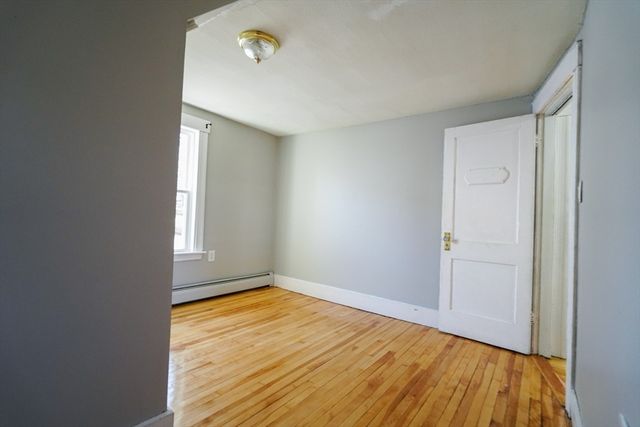 618 Mill St, Worcester, MA 01602