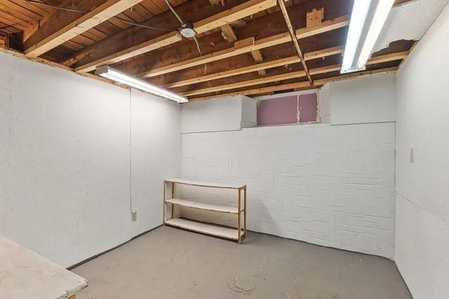 618 Mill St, Worcester, MA 01602