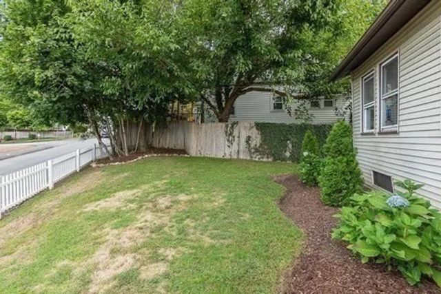 618 Mill St, Worcester, MA 01602