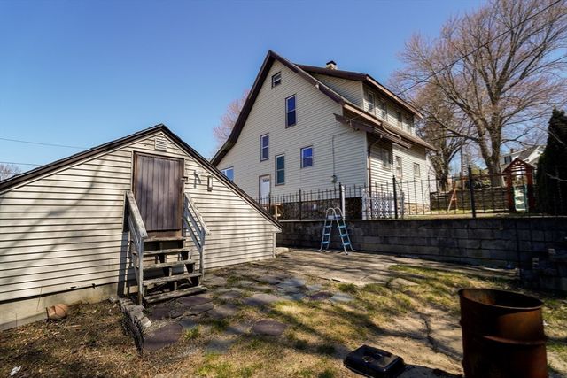 618 Mill St, Worcester, MA 01602