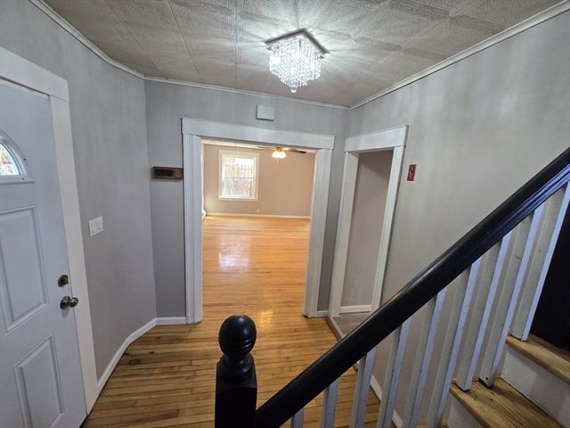 618 Mill St, Worcester, MA 01602