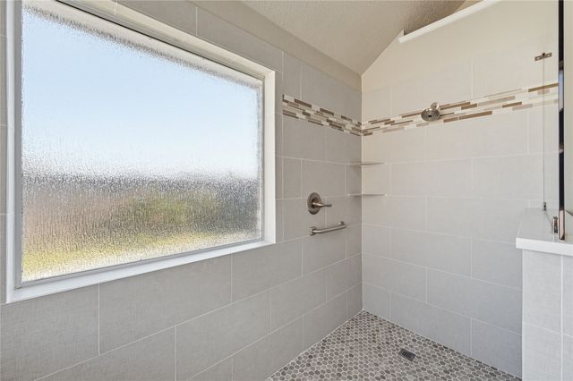 1553 Waterford Drive, Lewisville, TX 75077