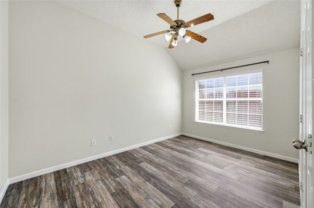 1553 Waterford Drive, Lewisville, TX 75077