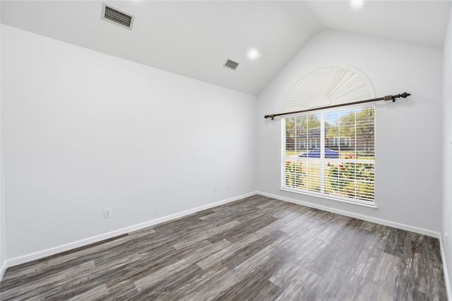 1553 Waterford Drive, Lewisville, TX 75077