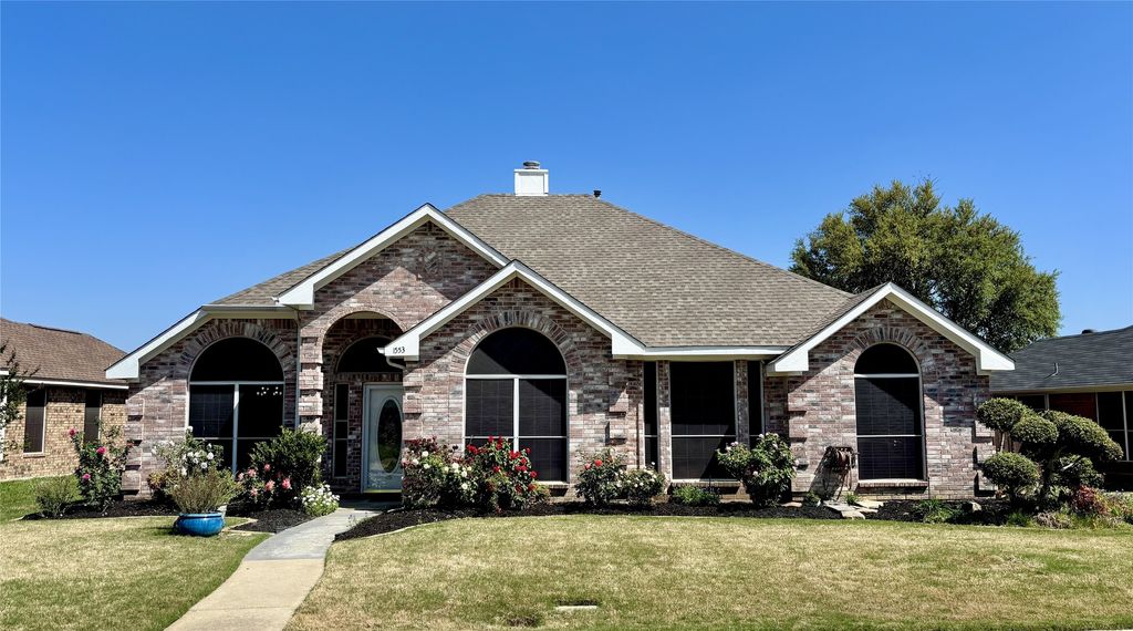 1553 Waterford Drive, Lewisville, TX 75077