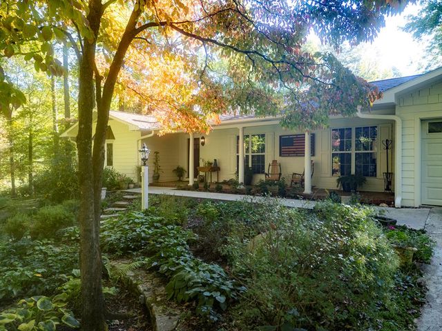 1316 Junaluska Road, Andrews, NC 28901