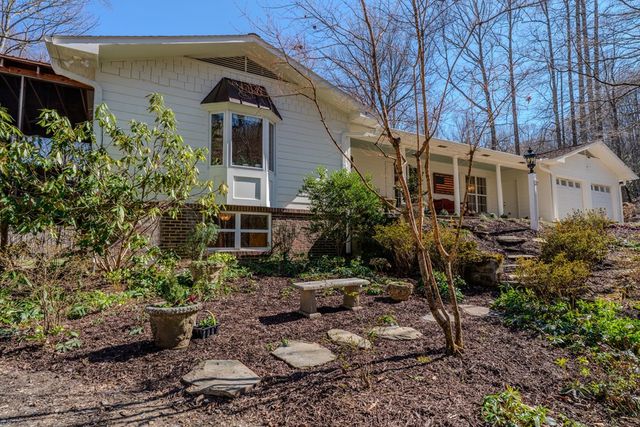 1316 Junaluska Road, Andrews, NC 28901