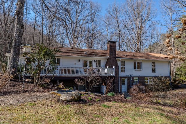 1316 Junaluska Road, Andrews, NC 28901