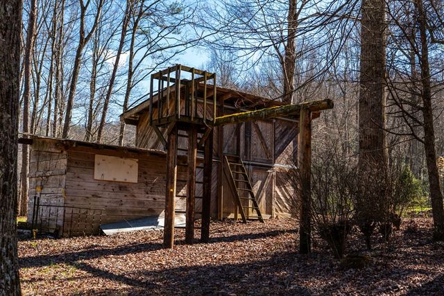 1316 Junaluska Road, Andrews, NC 28901