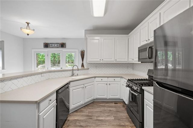 3860 Pinewood Court, Cumming, GA 30041