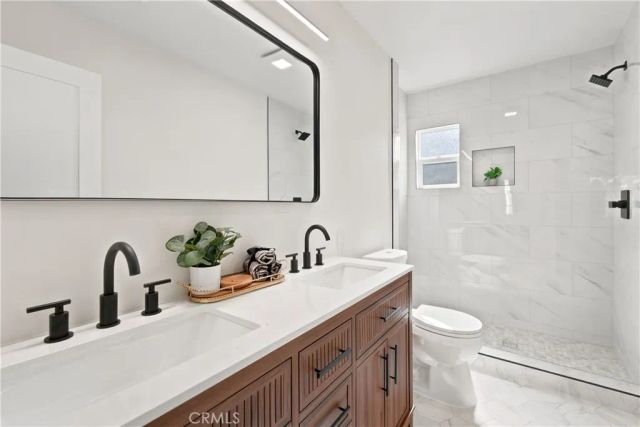 2833 Hill Street, Huntington Park, CA 90255