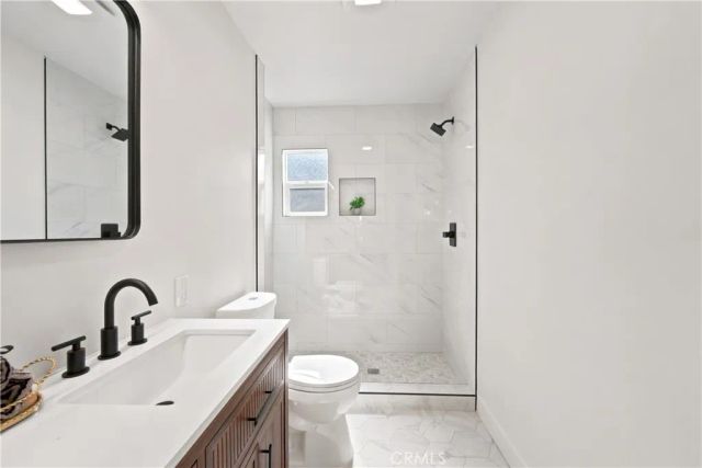 2833 Hill Street, Huntington Park, CA 90255