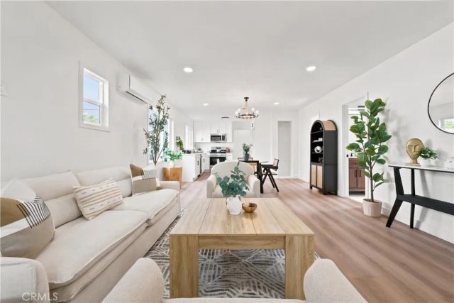 2833 Hill Street, Huntington Park, CA 90255