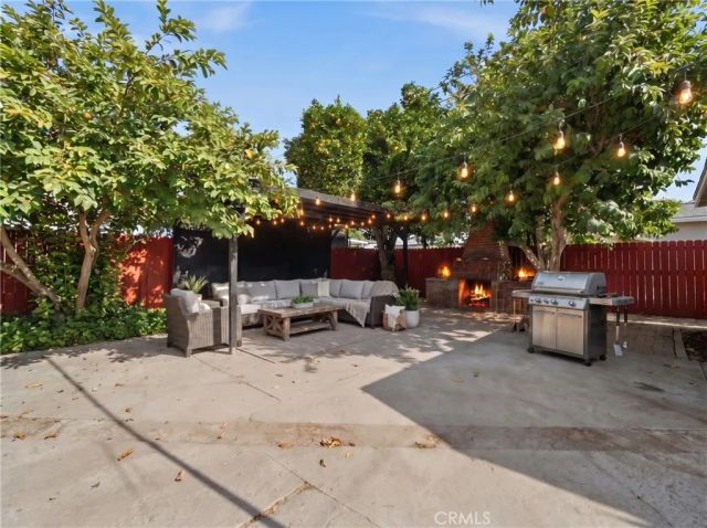 2833 Hill Street, Huntington Park, CA 90255