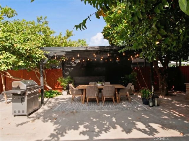 2833 Hill Street, Huntington Park, CA 90255
