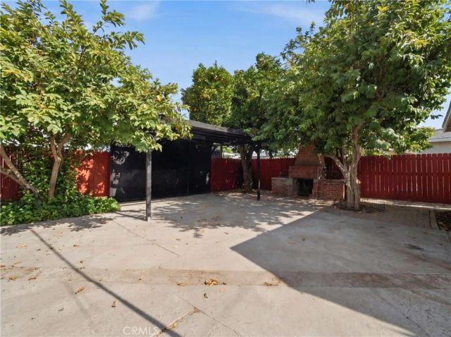 2833 Hill Street, Huntington Park, CA 90255