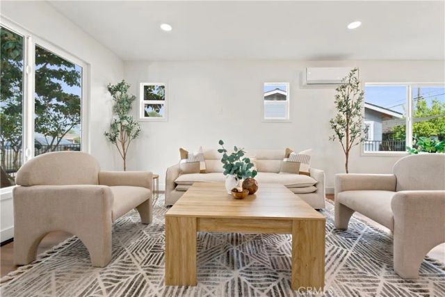 2833 Hill Street, Huntington Park, CA 90255