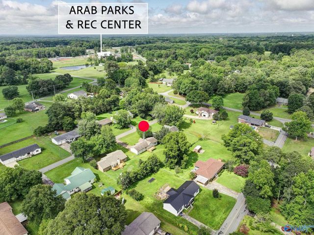 1137 6th Avenue, Arab, AL 35016