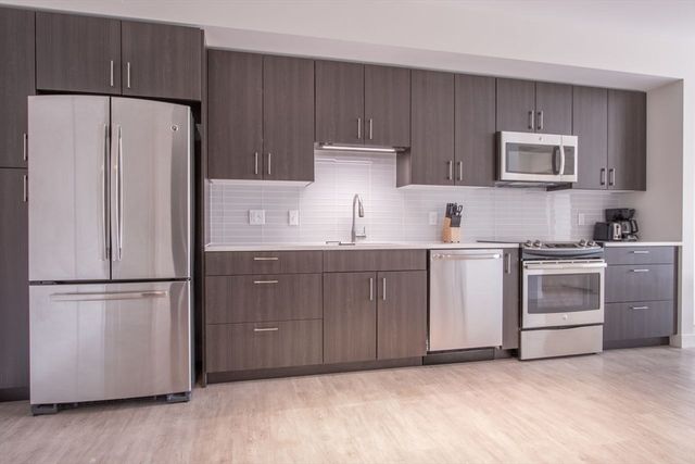 900 Beacon Street 303, Boston, MA 02215