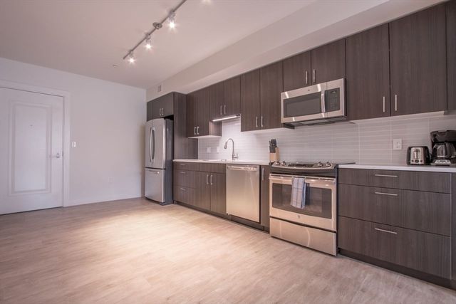 900 Beacon Street 303, Boston, MA 02215
