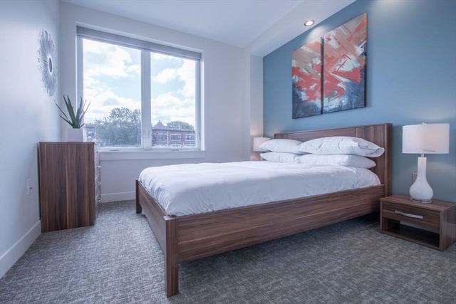900 Beacon Street 303, Boston, MA 02215