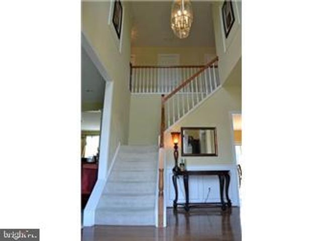 21 HUMMINGBIRD LN, Newark, DE 19711