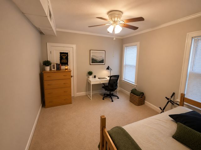 7414 S Chappel Avenue, Chicago, IL 60649