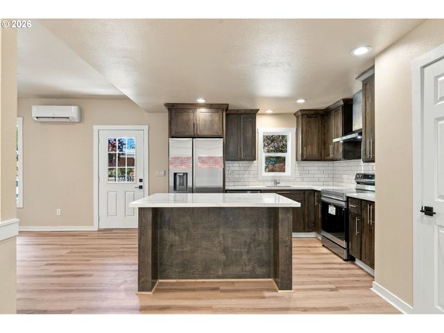 5116 Se 66TH Ave, Portland, OR 97206