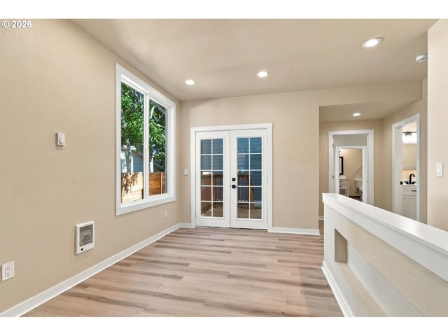 5116 Se 66TH Ave, Portland, OR 97206