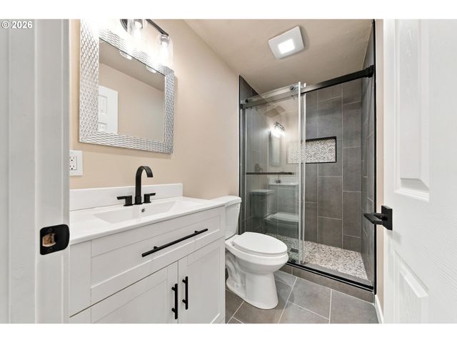 5116 Se 66TH Ave, Portland, OR 97206
