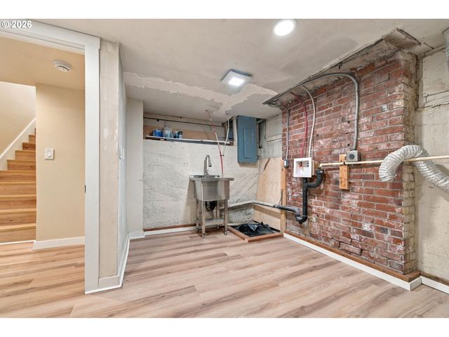 5116 Se 66TH Ave, Portland, OR 97206