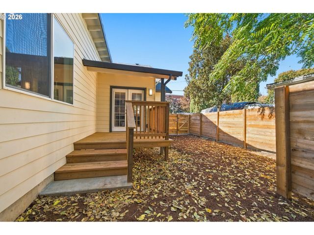 5116 Se 66TH Ave, Portland, OR 97206