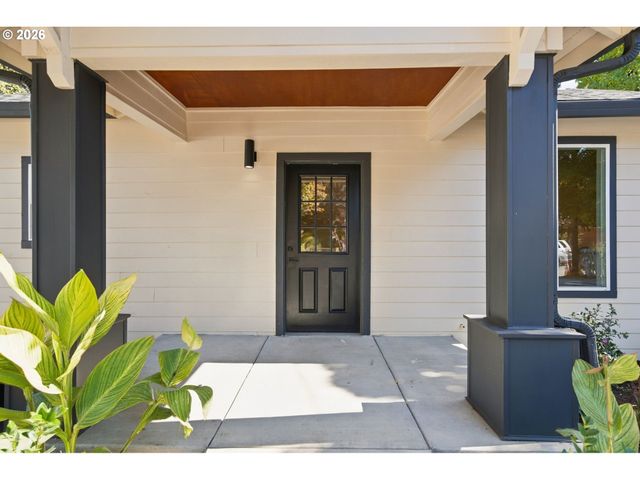 5116 Se 66TH Ave, Portland, OR 97206