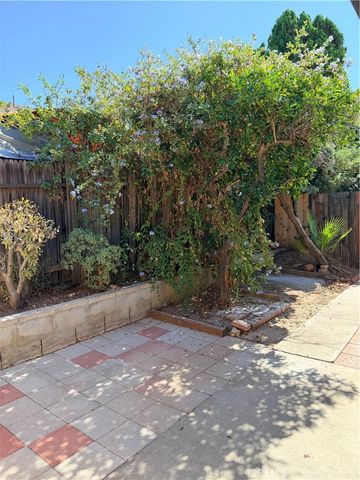 885 N Kathleen A, Orange, CA 92867