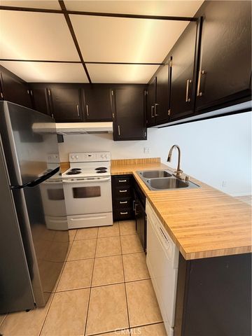 885 N Kathleen A, Orange, CA 92867