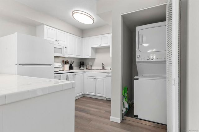 6955 Alvarado Rd. 77, San Diego, CA 92120