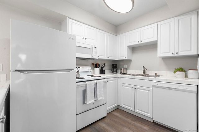 6955 Alvarado Rd. 77, San Diego, CA 92120