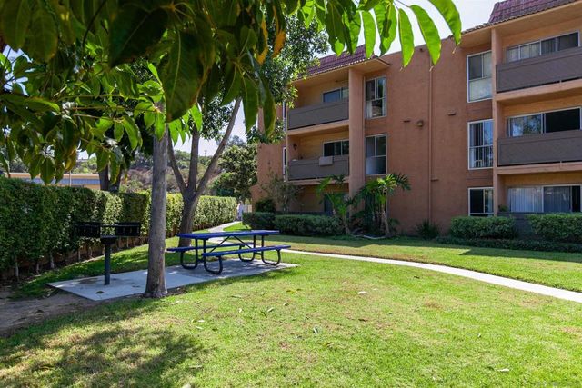 6955 Alvarado Rd. 77, San Diego, CA 92120