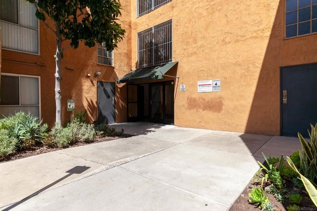 6955 Alvarado Rd. 77, San Diego, CA 92120